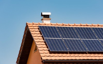 Panouri solare vs. alte surse regenerabile – ce e mai ecologic?