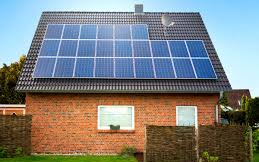 Cum funcționează sistemele de stocare solară