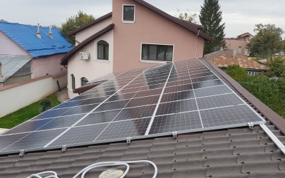 Durata de viață a unui sistem fotovoltaic și cum să-l menții eficient peste 25 de ani