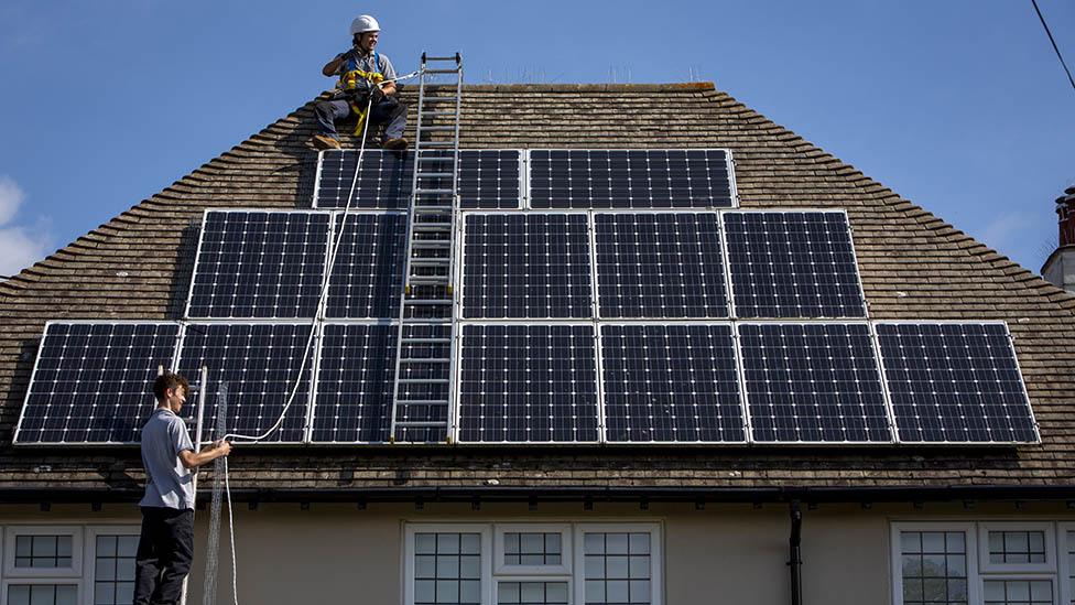 Optimizarea consumului și stocarea energiei